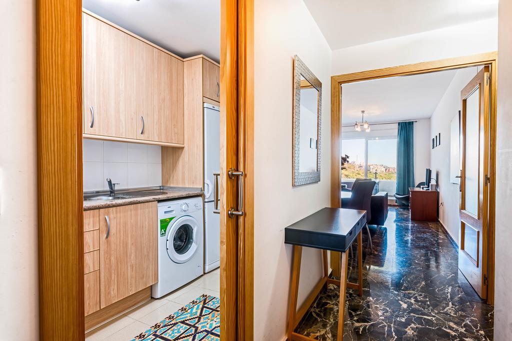 Carvajal Luxury Apartments - Free Parking Fuengirola Exterior photo